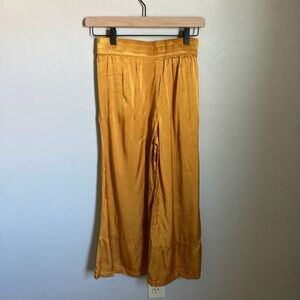Urban Outfitters Gold Pants Size Small